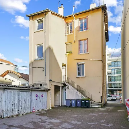La Studette - Deux Pas Du Quartier Gratte-ciel Apartment