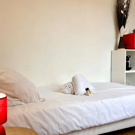Apartment La Studette - Deux Pas Du Quartier Gratte-ciel